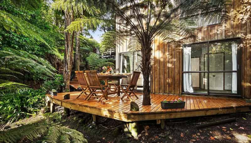 113B Daffodil Street, Titirangi