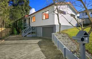 12 Thalia Pl, Totara Vale