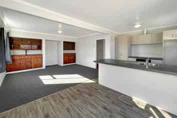 90b Smart Road, Glen Avon