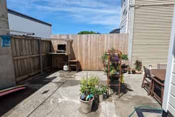 10B Gordon Street, Newtown