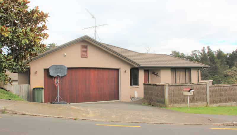 10 Lomas way, Albany