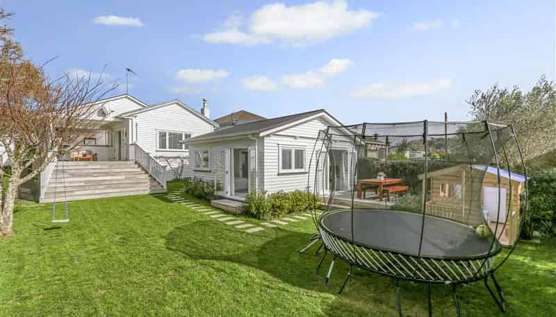 35 Taumata Road, Sandringham