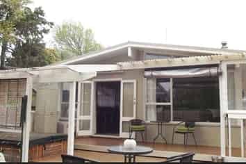 18 Greenock Road, Ranui