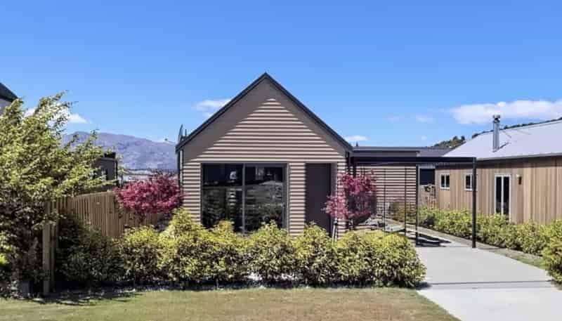 50 Mt Linton Ave, Wanaka