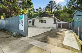 24 Hill Road, Bay View
