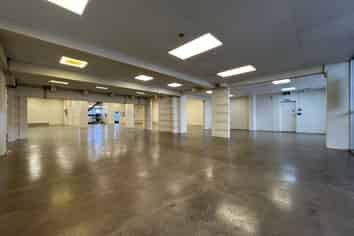 High Profile City Fringe Trade Retail