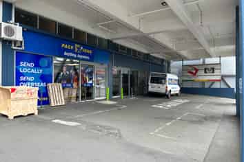 High Profile City Fringe Trade Retail