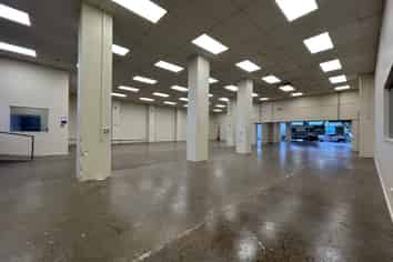 High Profile City Fringe Trade Retail