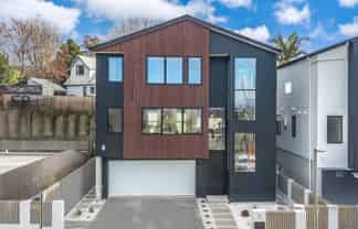 9 Awa Crescent, Saint Johns
