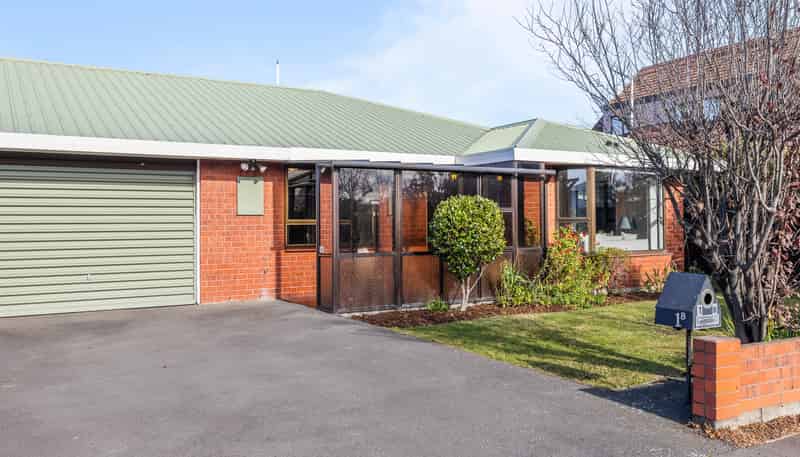 2/1 Alvarez Place, Somerfield