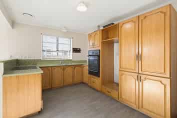 1204 Norfolk Crescent, Mayfair