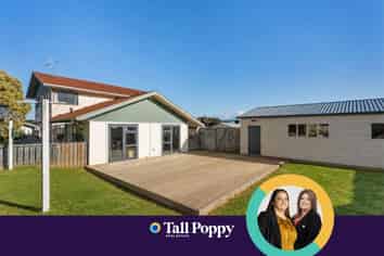 8 Arnold Grove, Paraparaumu Beach