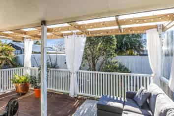 9 Derby Street, Westport