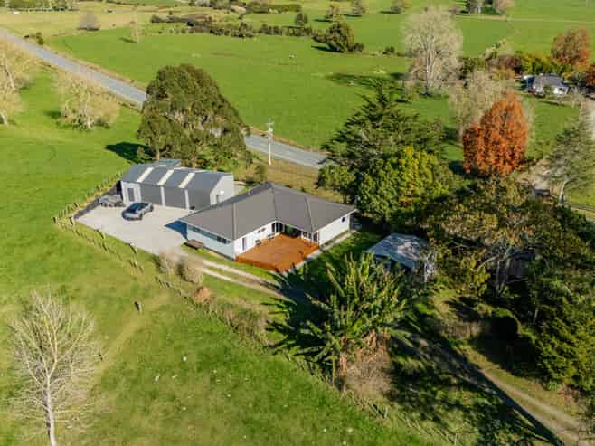 1524 Te Pahu Road, Whatawhata