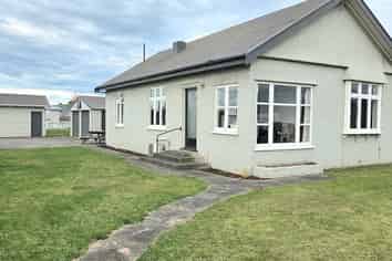 27 High Street, Solway
