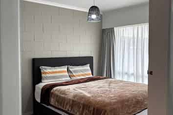 4/6 Russell Street, Feilding
