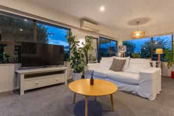 13A Anaru Street, RAUMATI BEACH