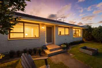 13A Anaru Street, RAUMATI BEACH