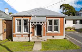 35 Carlyle Street, North East Valley