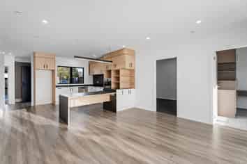 2/42 Balmerino Crescent, Pukete