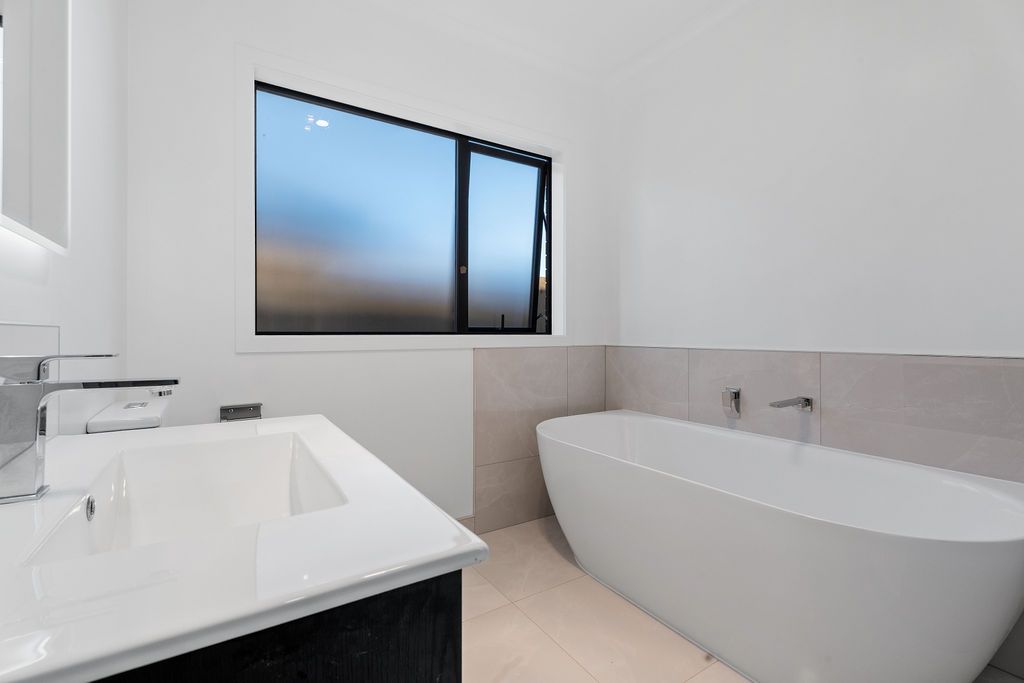 Brick and Tile 3 bedrooms in Pukete - Fler