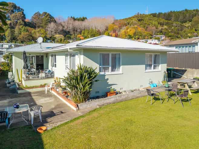 36 Churchill Avenue, Richmond