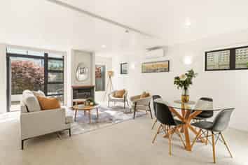 2 Hatton Street, Karori