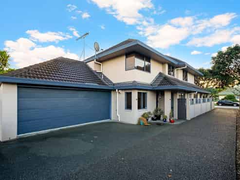 1/6 Eastern Beach Road, Eastern Beach