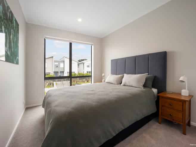 7 Tarakoi Road, Hobsonville