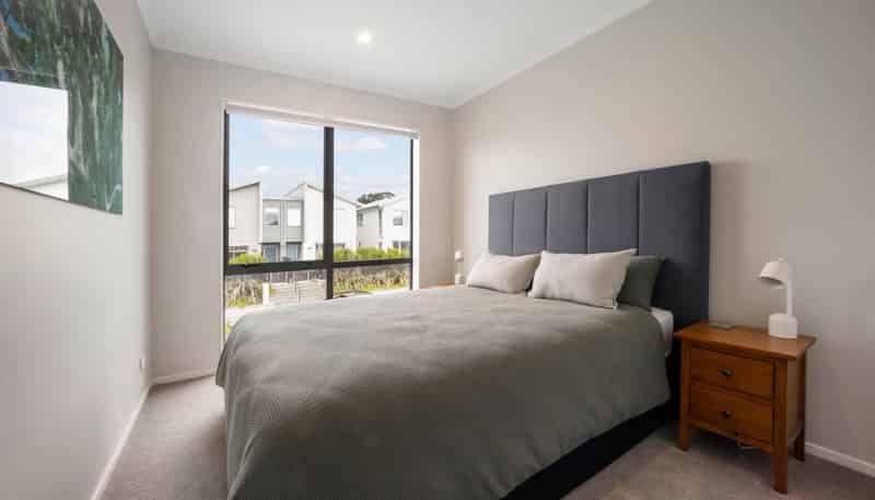 7 Tarakoi Road, Hobsonville
