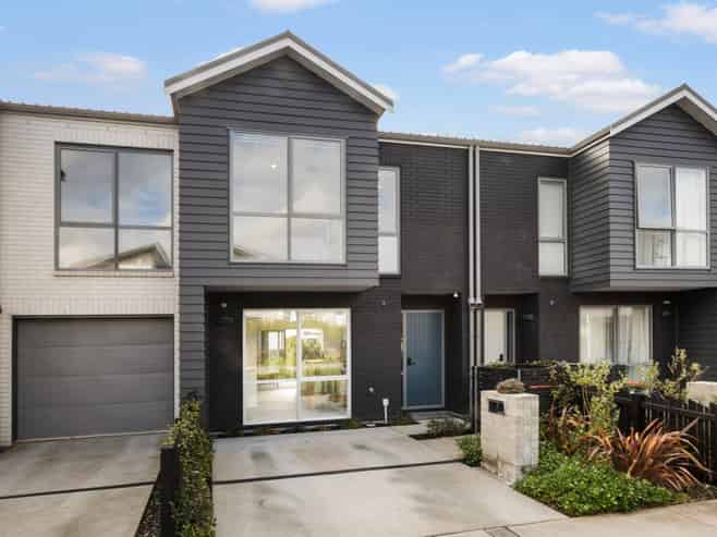 7 Tarakoi Road, Hobsonville