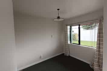 990 High Street, Avalon