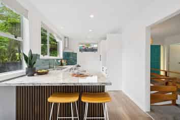 86 Holborn Drive, Stokes Valley