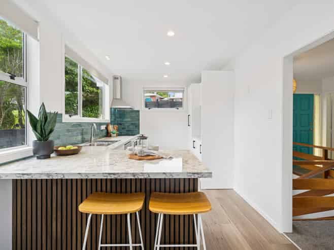 86 Holborn Drive, Stokes Valley