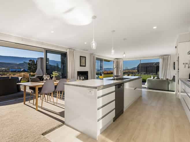 5 Stout Terrace, Cromwell