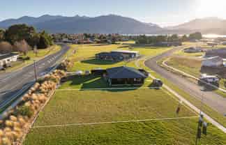 31 Tukare Loop, Te Anau
