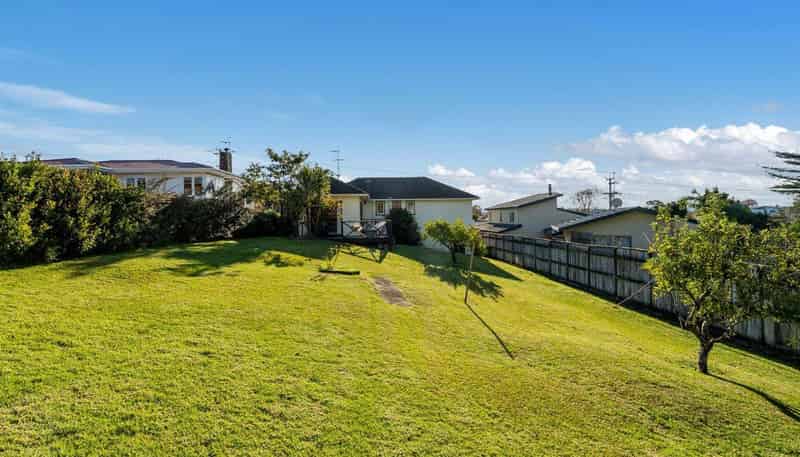 67 McLeod Road, Te Atatu South