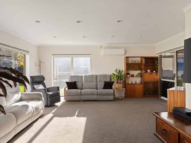 6 Island Road, Whataupoko