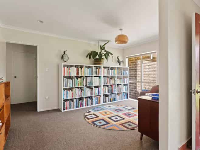 6 Island Road, Whataupoko
