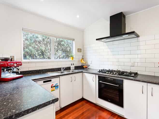 3/6 Fifth Avenue, Mount Albert