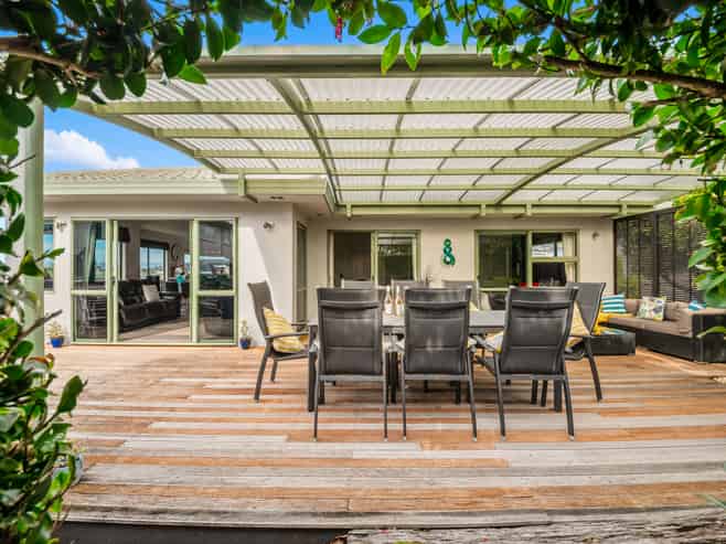 40 Whiting Grove, West Harbour