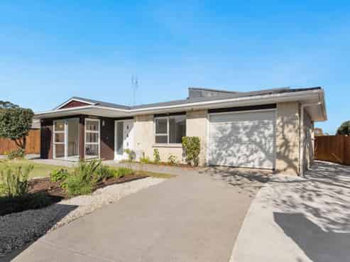 16 Maugham Drive, Bucklands Beach