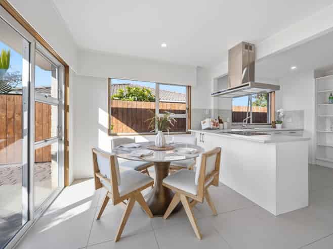 16 Maugham Drive, Bucklands Beach