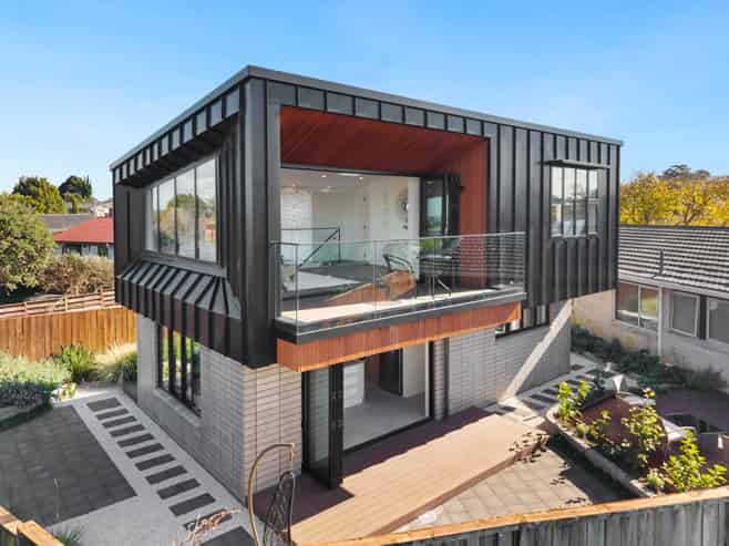 16 Maugham Drive, Bucklands Beach