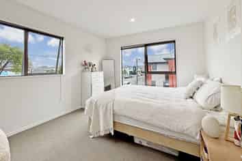 1/484 Manchester Street, Edgeware