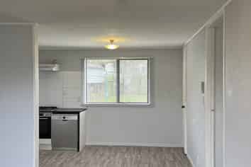 17 Crystal Place, Pukehangi