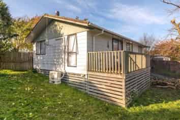 17 Crystal Place, Pukehangi