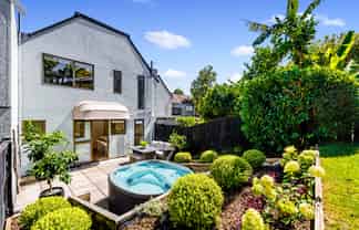 12 Wimbledon Way, Remuera