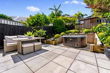 12 Wimbledon Way, Remuera