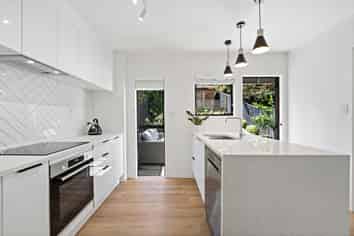 12 Wimbledon Way, Remuera